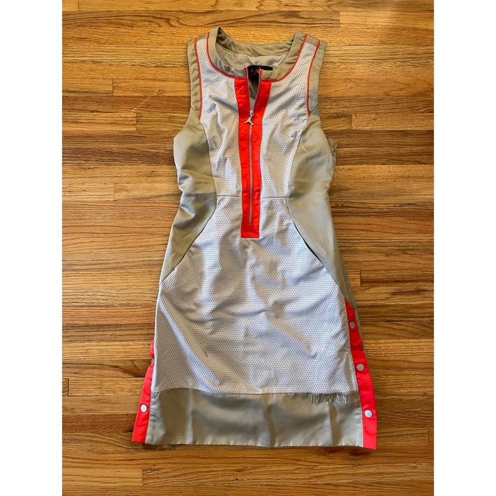 NWT Nike Air Jordan Beige and Red Mesh Zipper Dress with Side Buttons, Size XS - Picture 2 of 10